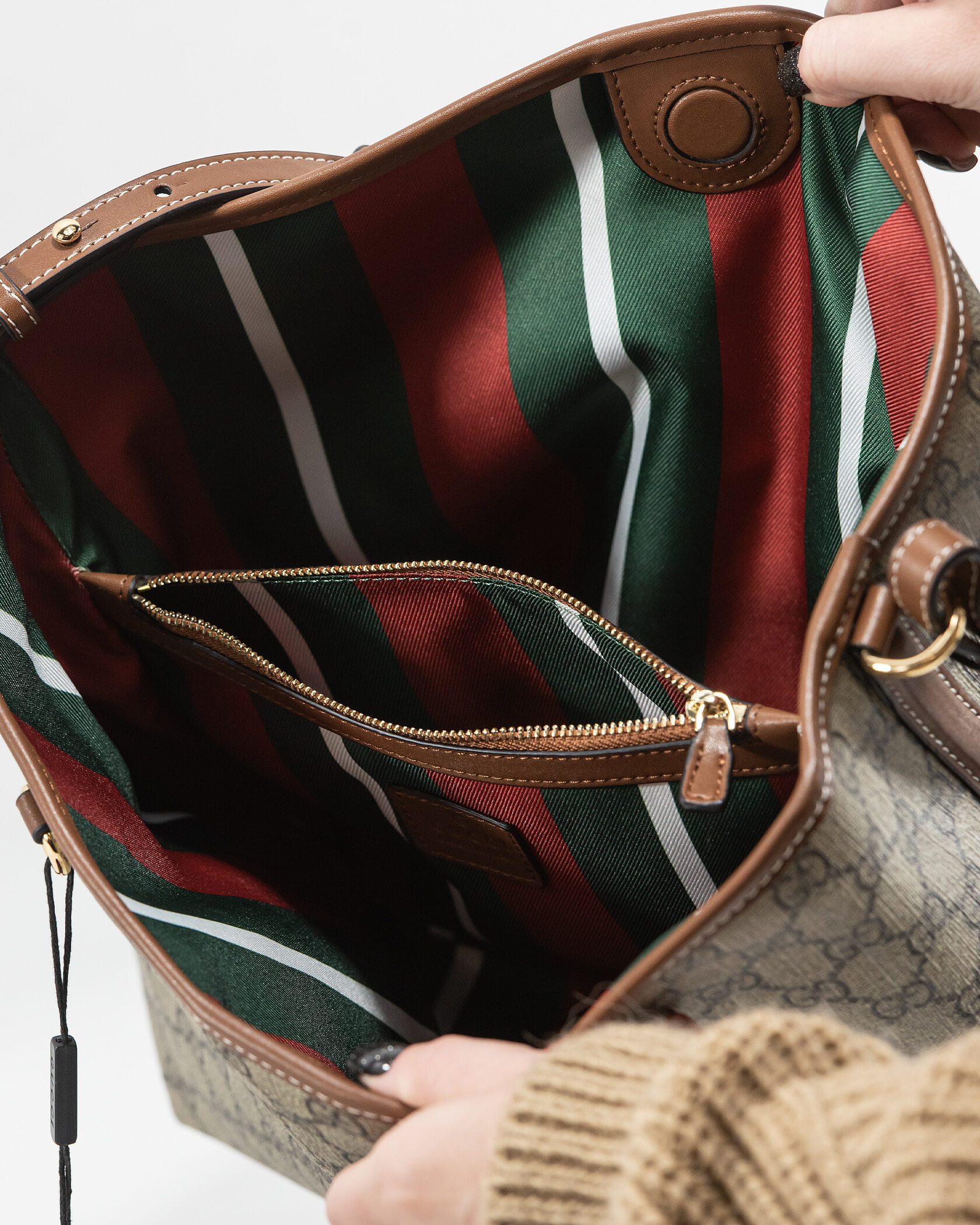 Gucci GG Emblem Small Bucket Bag - 11