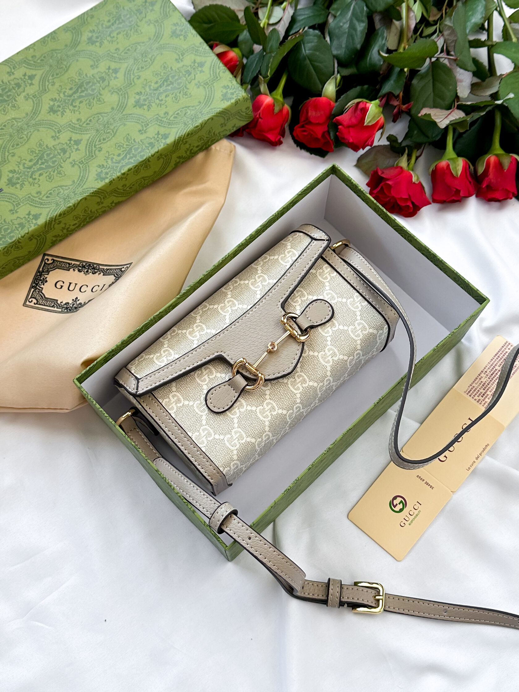 Gucci Horsebit 1955 mini bag Beige and white GG Supreme canvas - 2