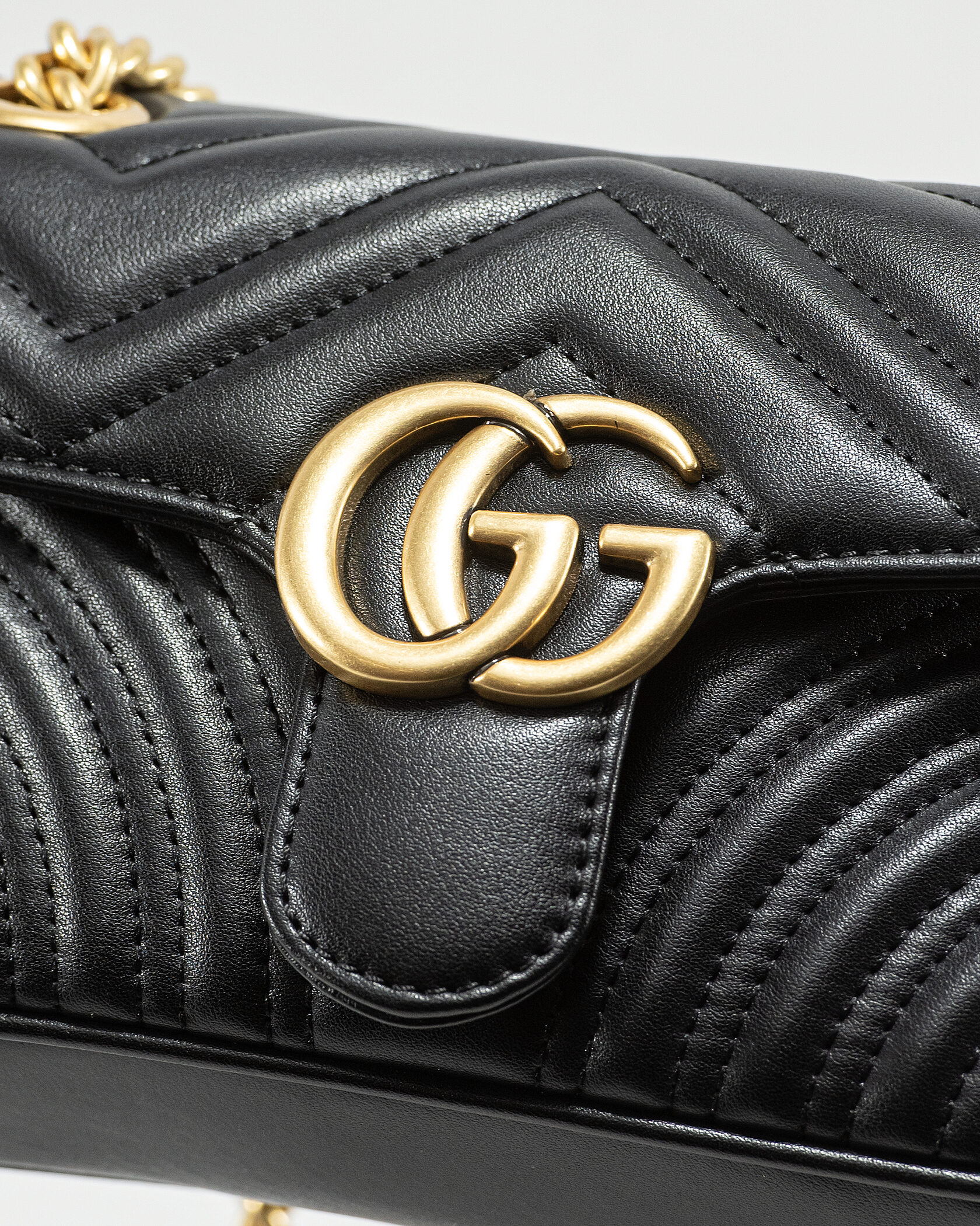 Gucci Marmont Mini Shoulder Bag Black - 8