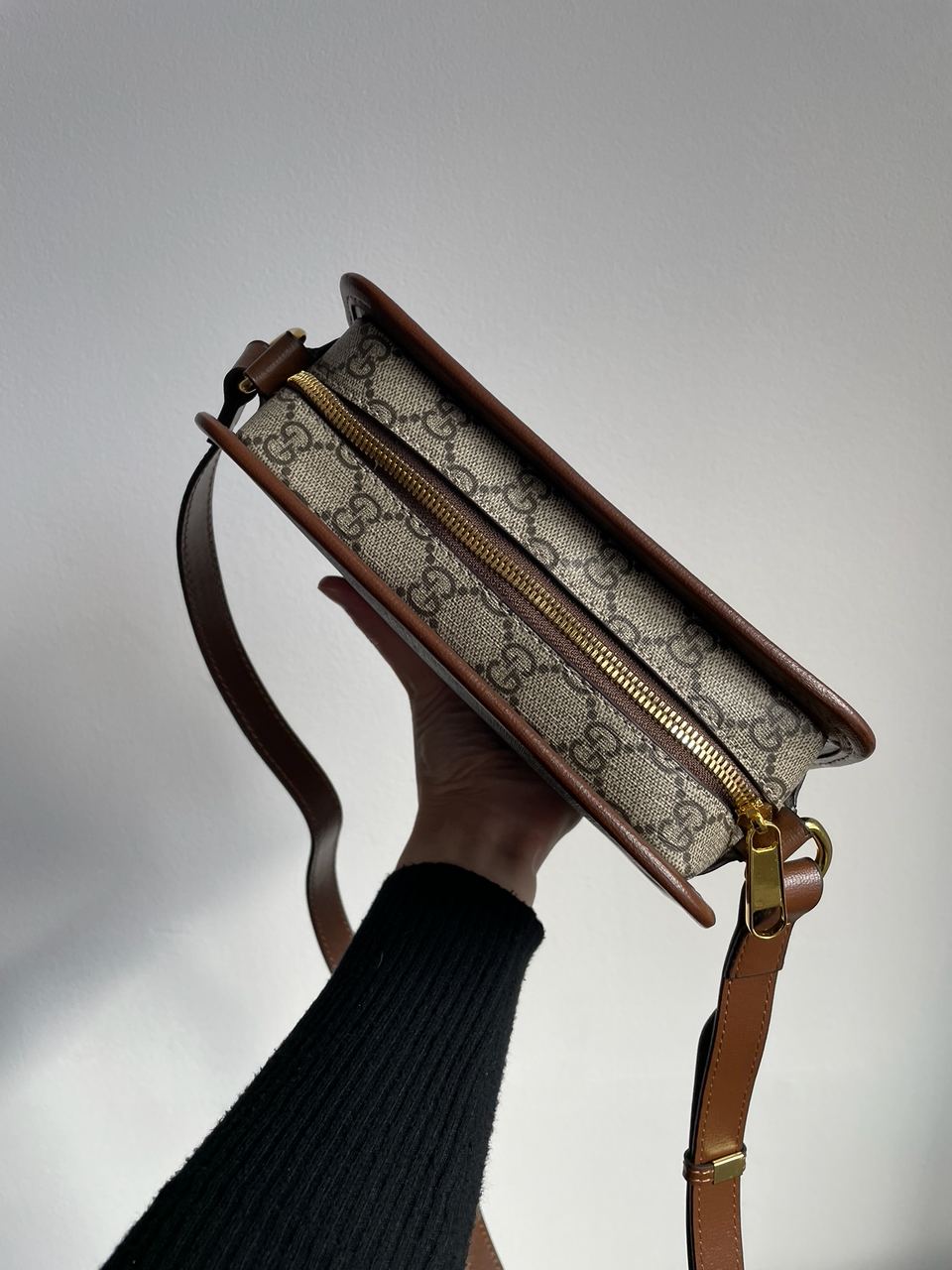 Gucci Mini Bag With Interlocking G - 21