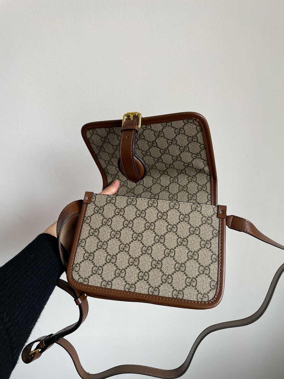 Gucci Mini Shoulder Bag With Interlocking G - 24