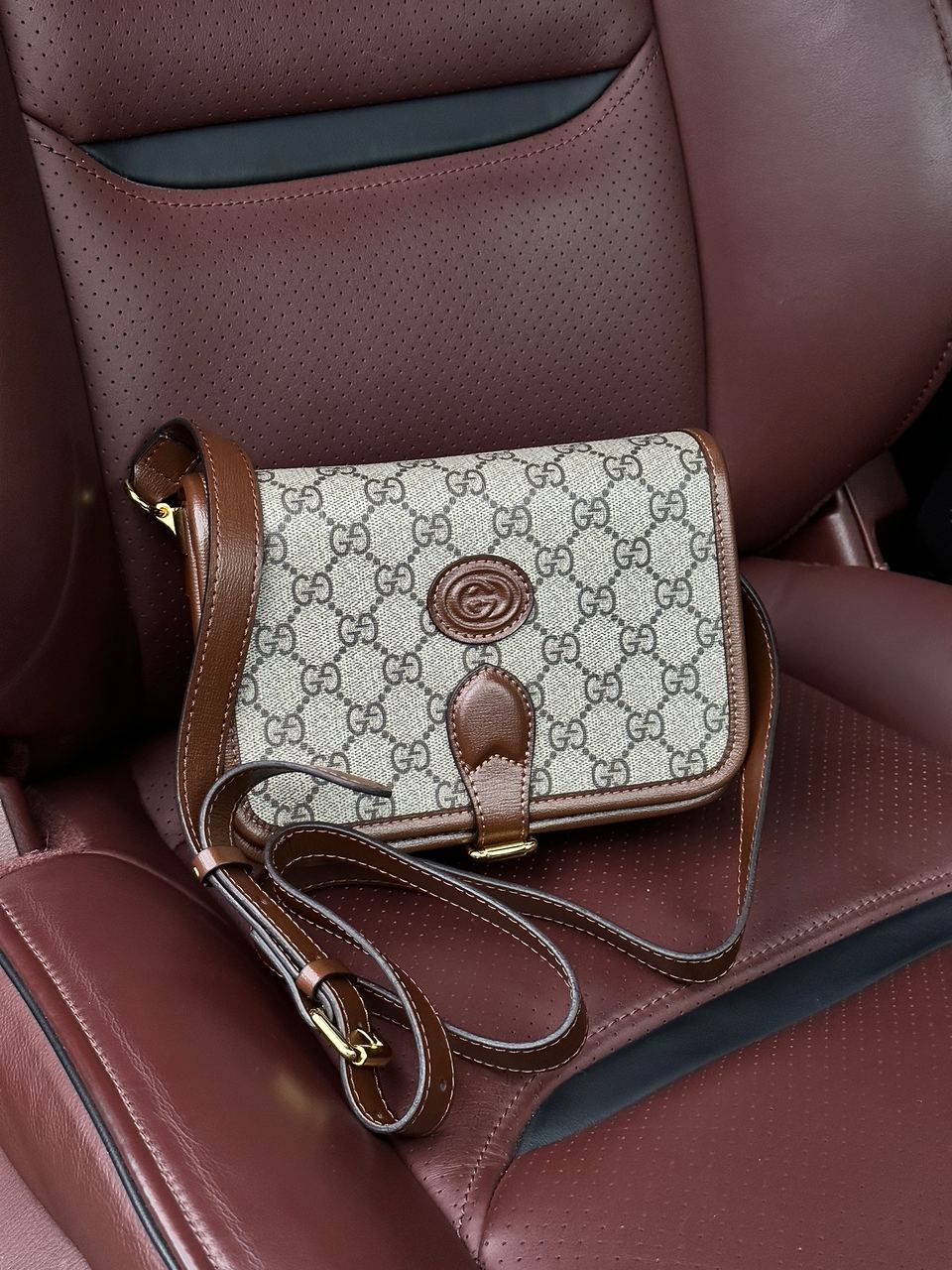 Gucci Mini Shoulder Bag With Interlocking G - 5
