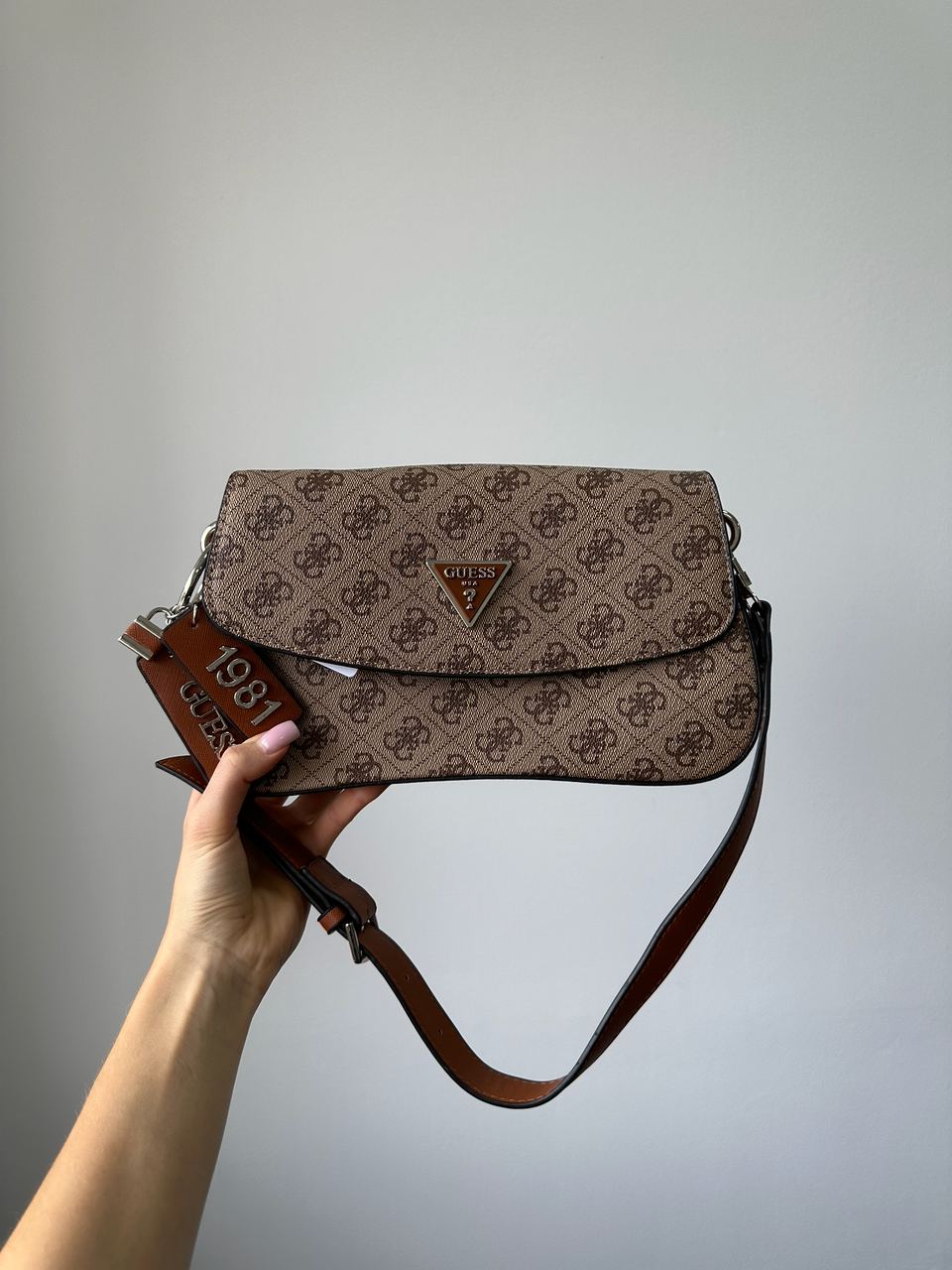 Guess Cordelia Shoulder Bag Gold Canvas - 3