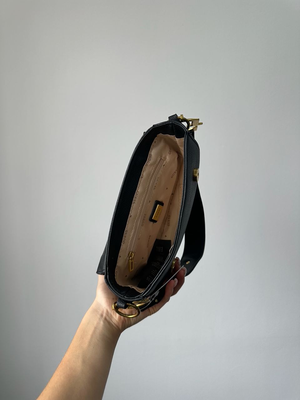 Guess Saddle Bag G Dream Black - 8