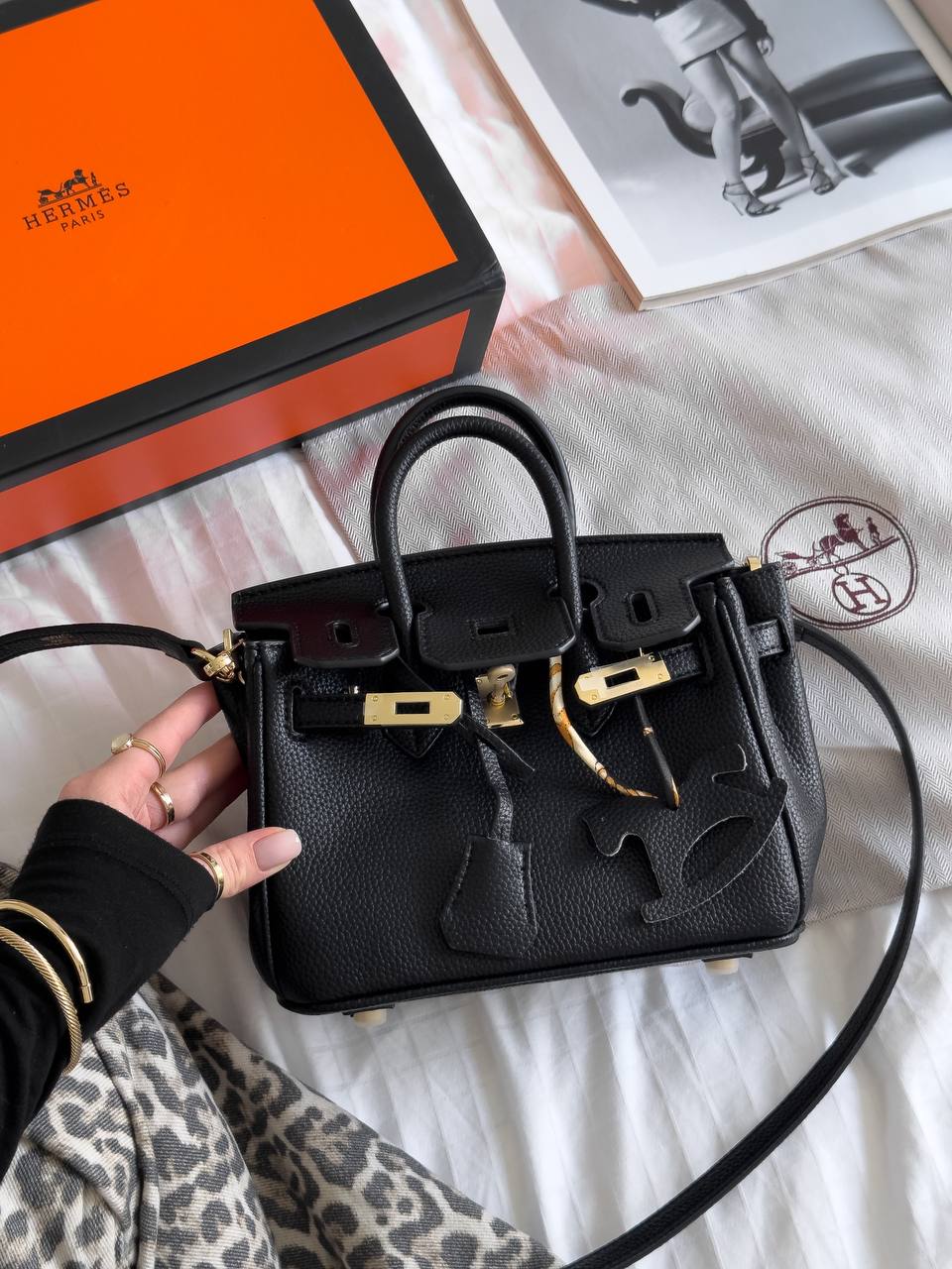 Hermès Birkin 20 Bag in Black Leather - 7
