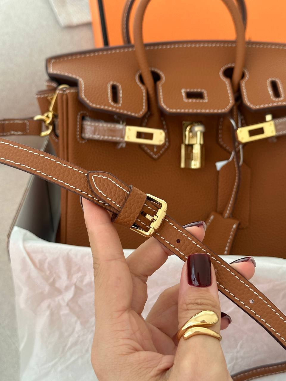 Hermès Birkin 25 Bag in Gold Togo Leather - 15