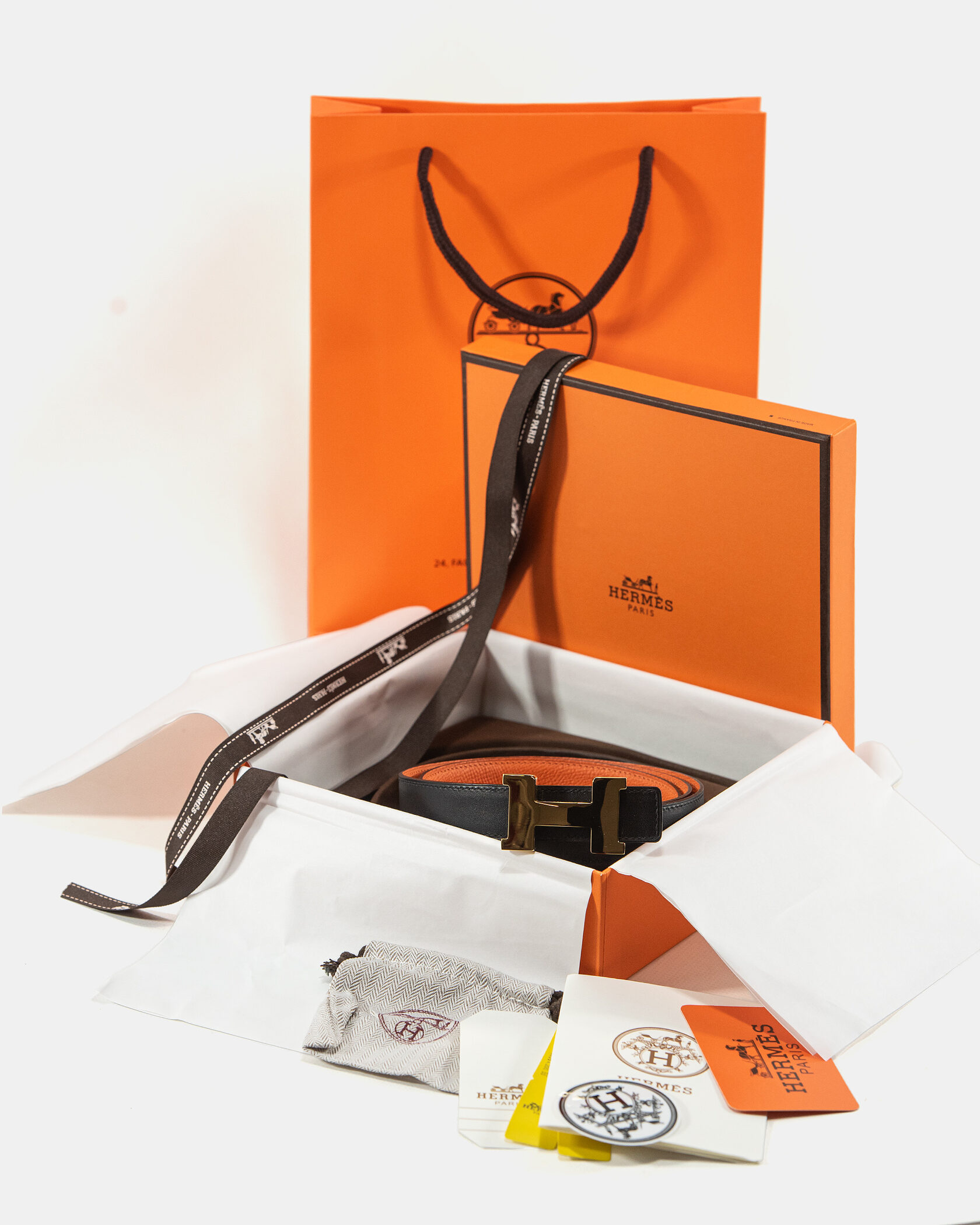 Hermès H Reversible Belt in Black/Orange Leather with Gold Buckle - 2