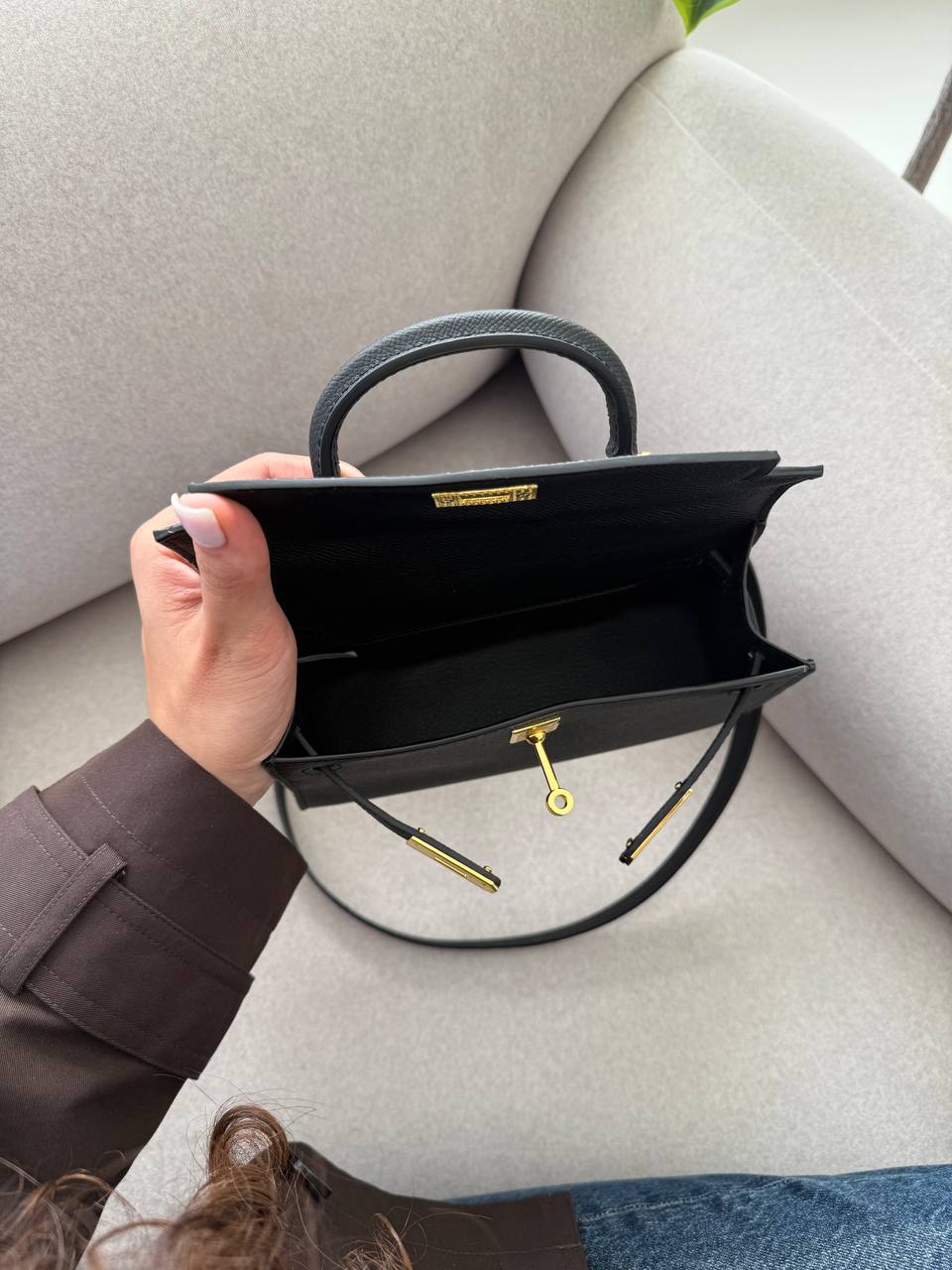 Hermès Mini Kelly Black Gold Hardware - 11