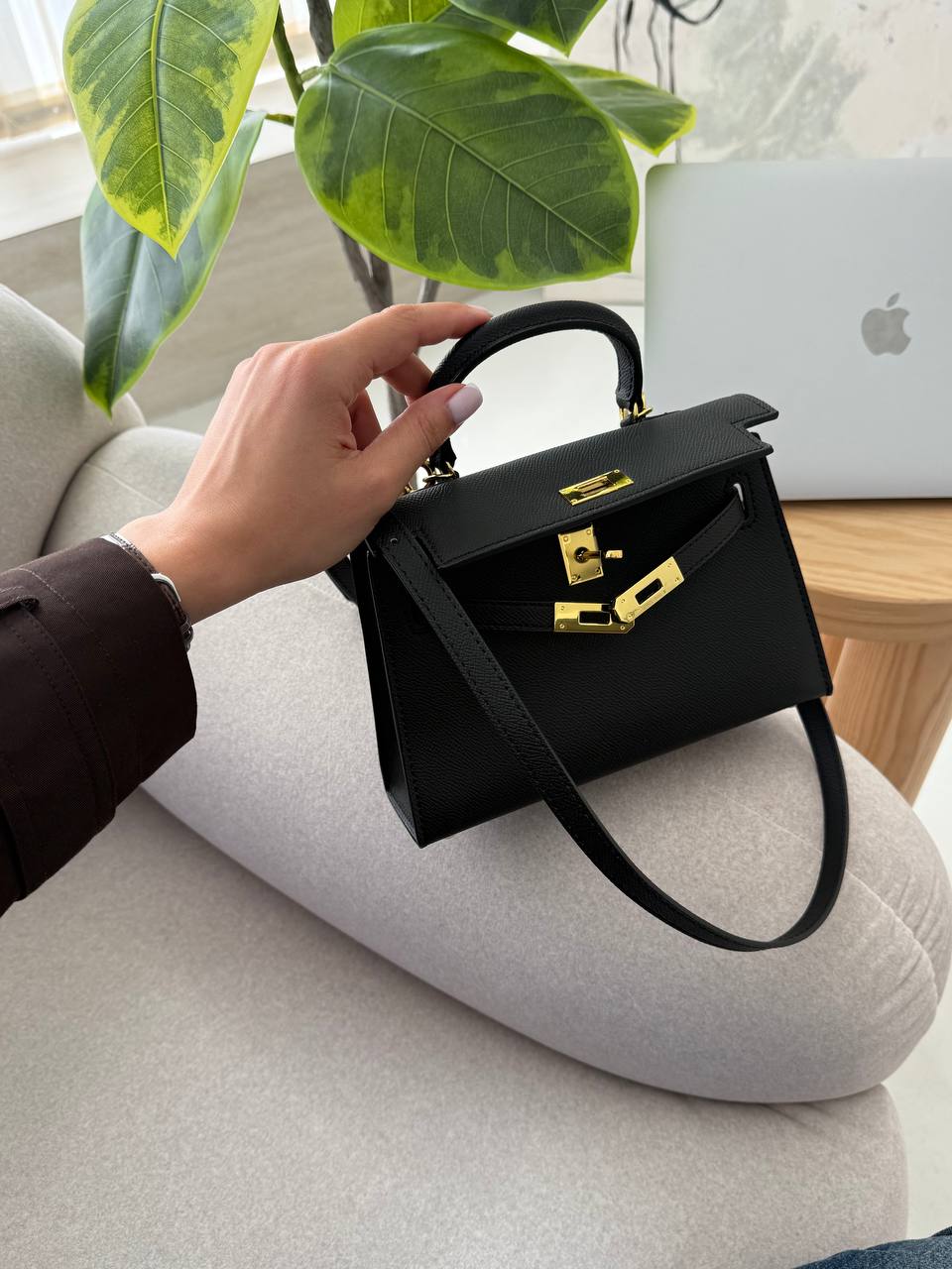 Hermès Mini Kelly Black Gold Hardware - 4