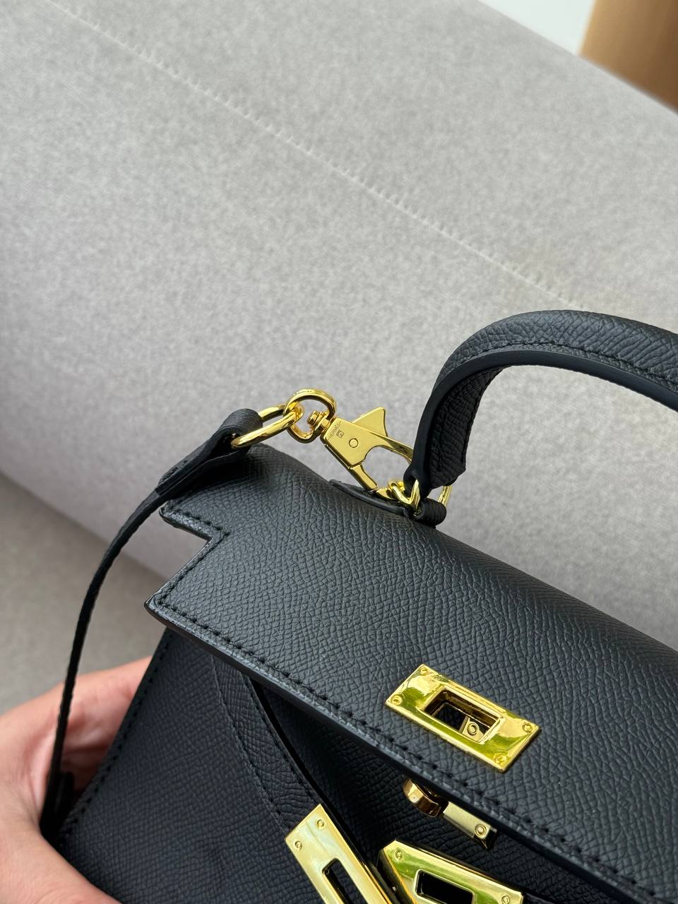 Hermès Mini Kelly Black Gold Hardware - 6
