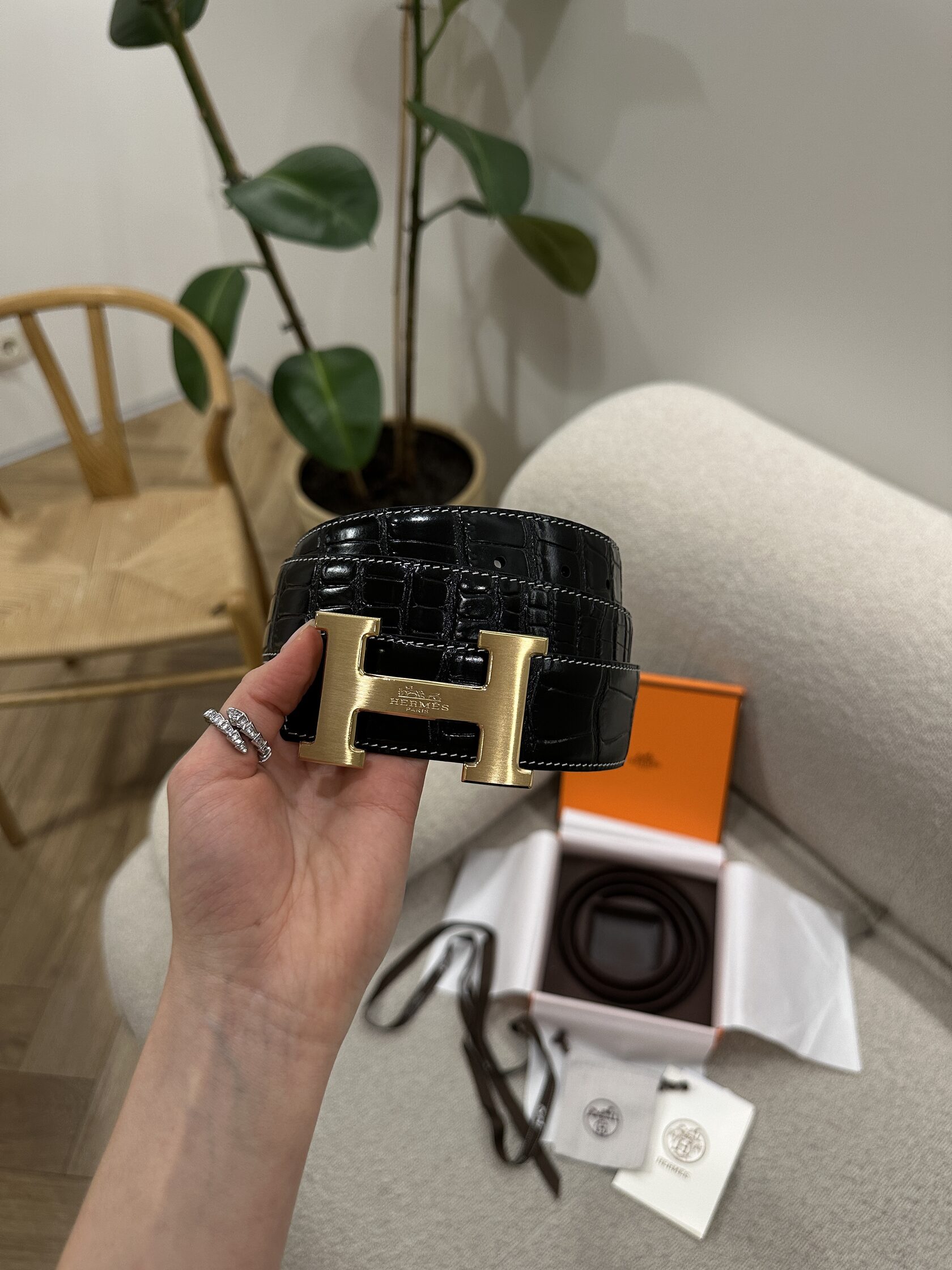 Hermes Constance Belt in Porosus Crocodile Black/Gold - 10