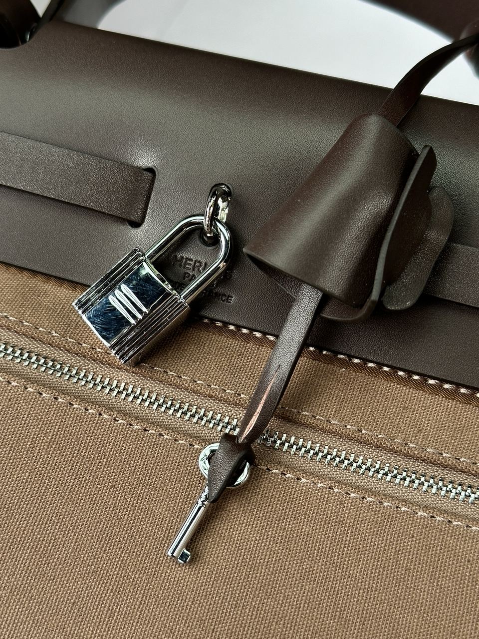 Hermes Herbag Zip 31 Bag Chocolate - 17