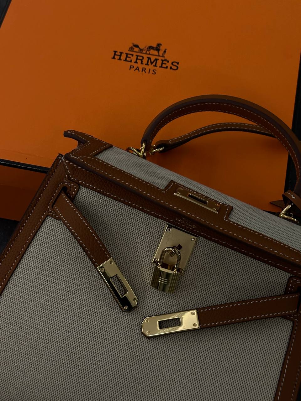 Hermes Kelly Toile 30 White/Brown - 2