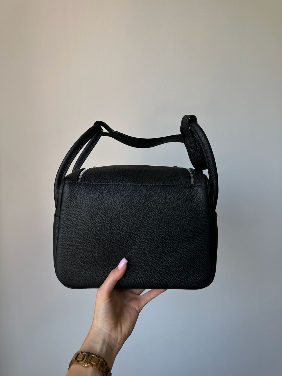 Hermes Lindy 26 Bag Black - 8