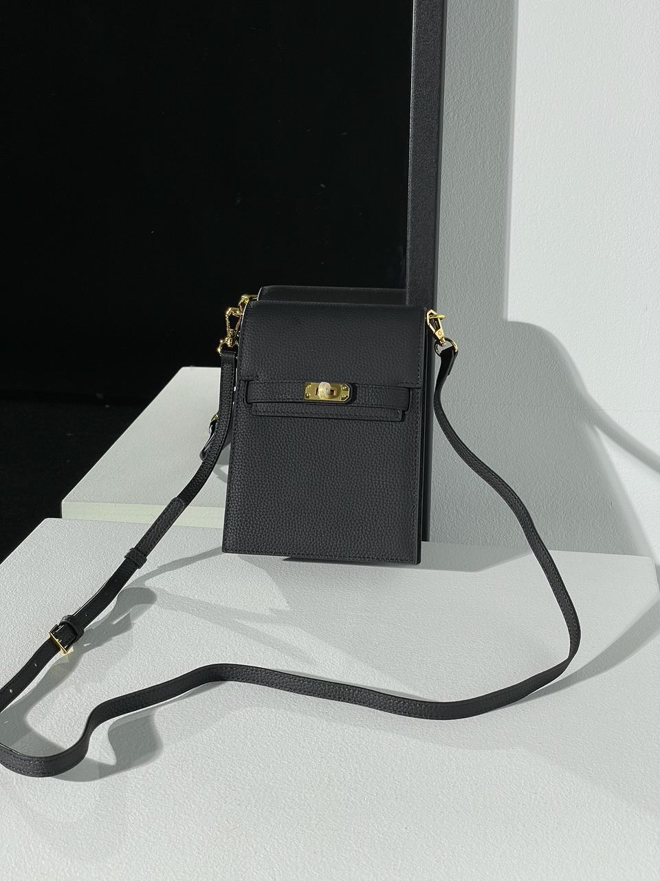 Hermes Mini Black - 3