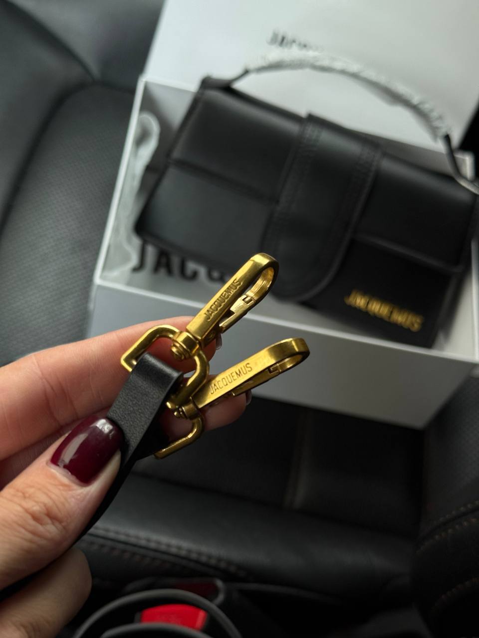 Jacquemus Le Bambino Small Handbag With Adjustable Crossbody Black - 16