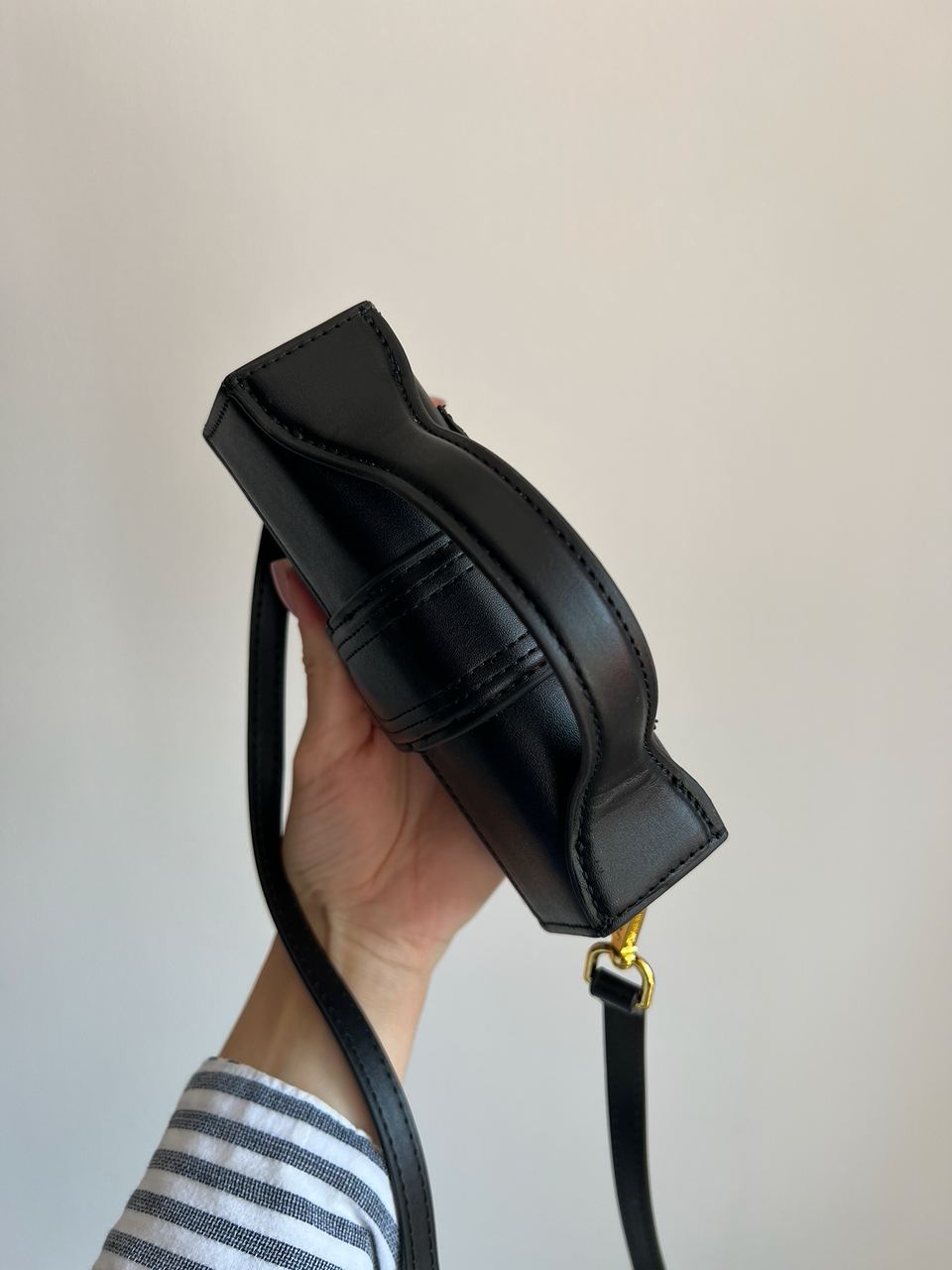 Jacquemus Le Bambino Small Handbag With Adjustable Crossbody Black - 5