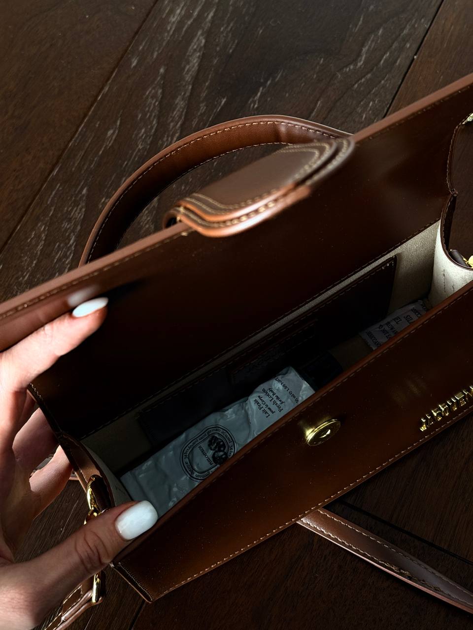 Jacquemus Le Bambino Small Leather Shoulder Bag in Brown - 11