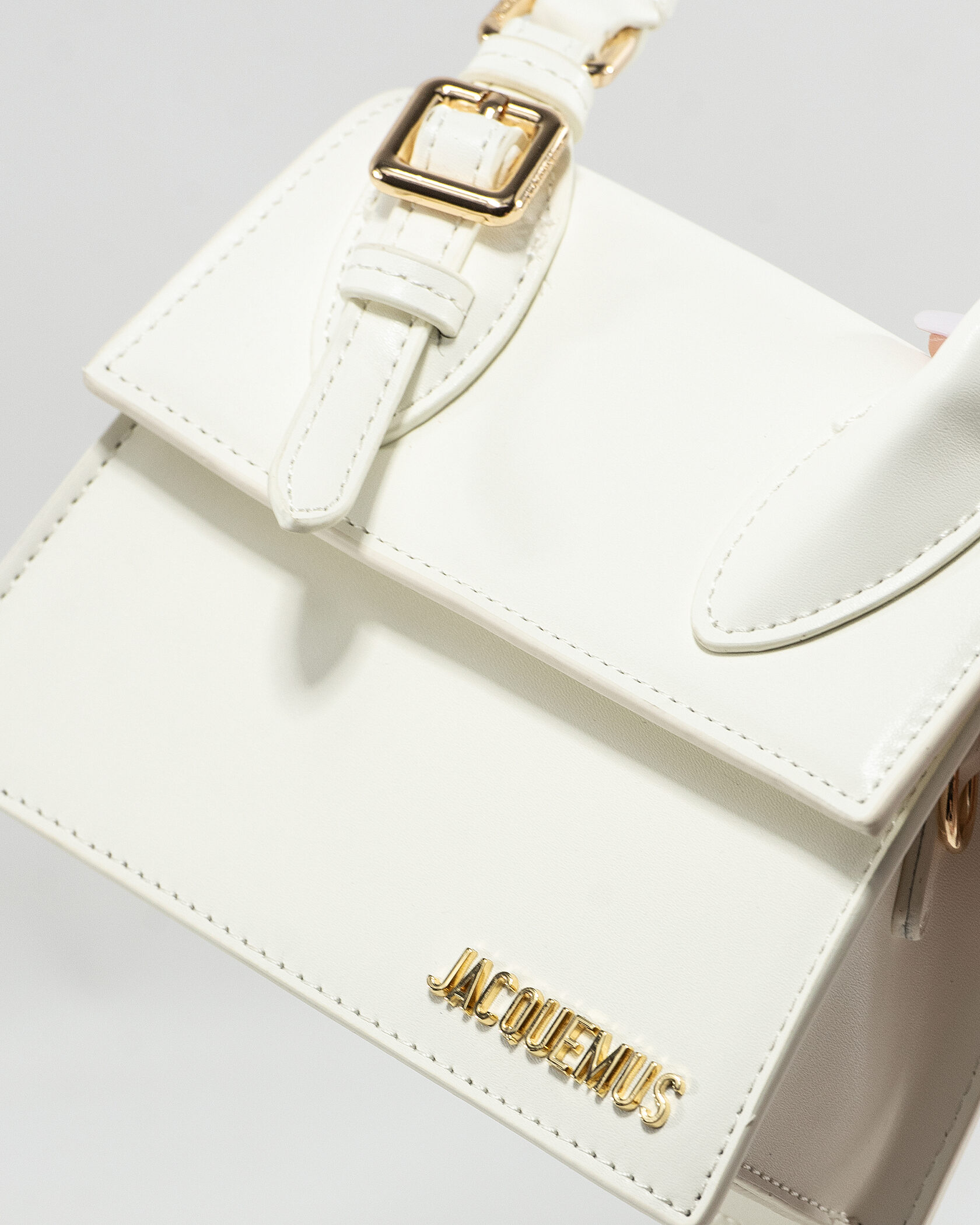 Jacquemus Le Chiquito Moyen Boucle White - 6