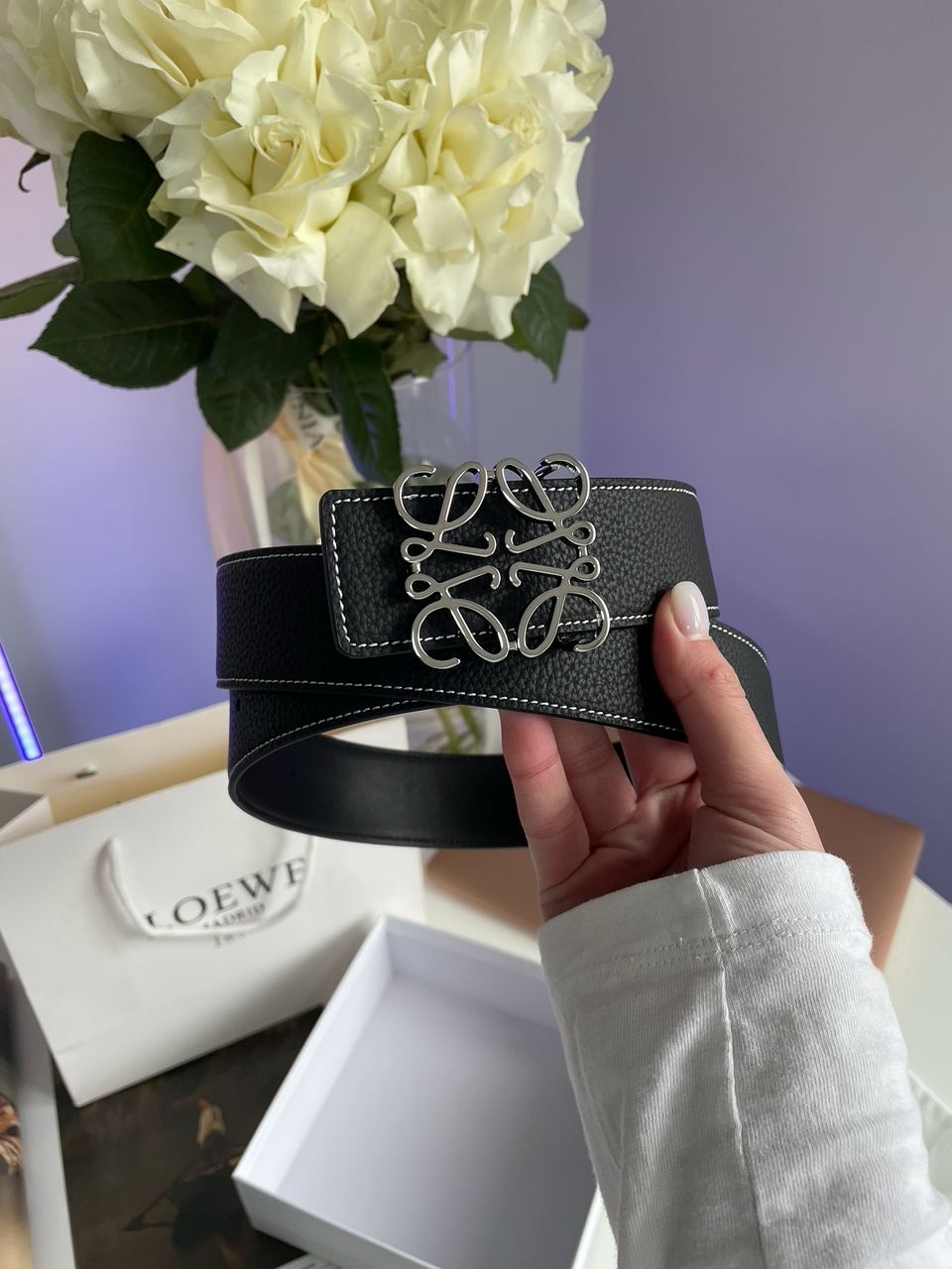 Loewe Anagram Belt in Pebble Grain Calfskin Black/Silver - 5