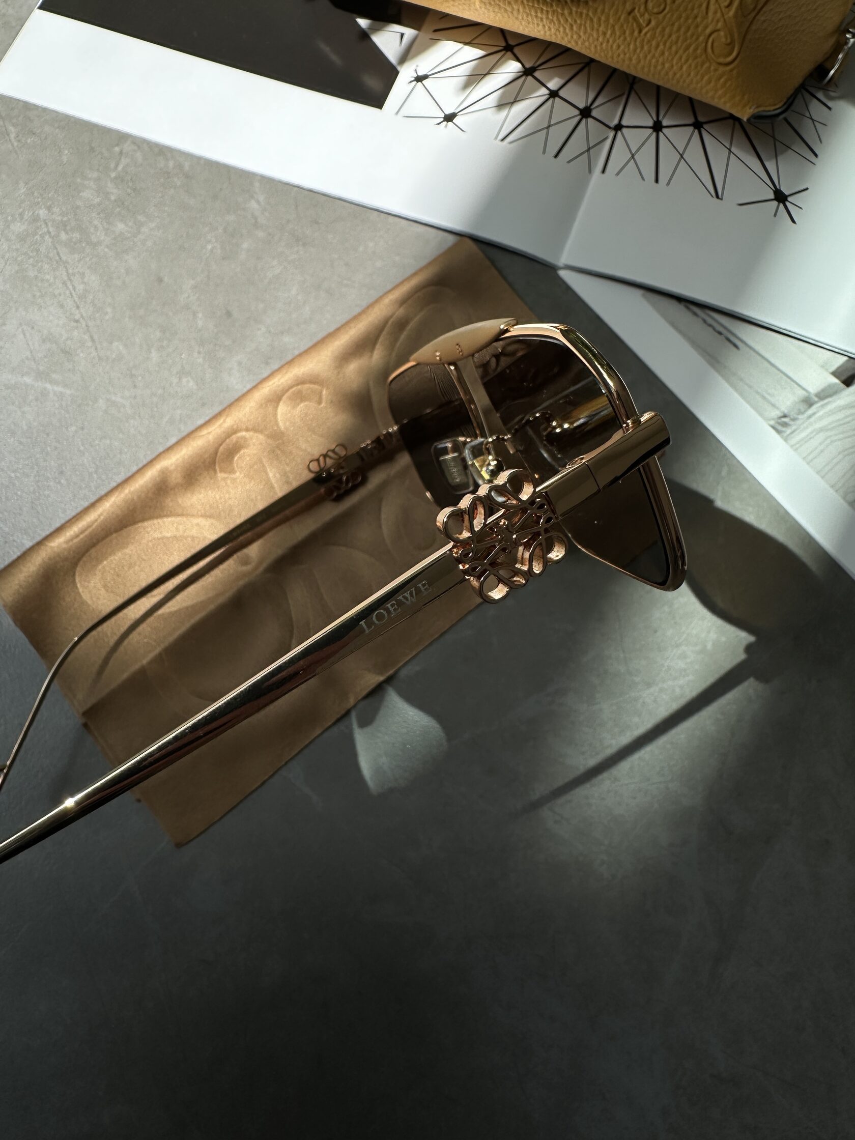 Loewe Brown/Gold LW5115S 002 - 13