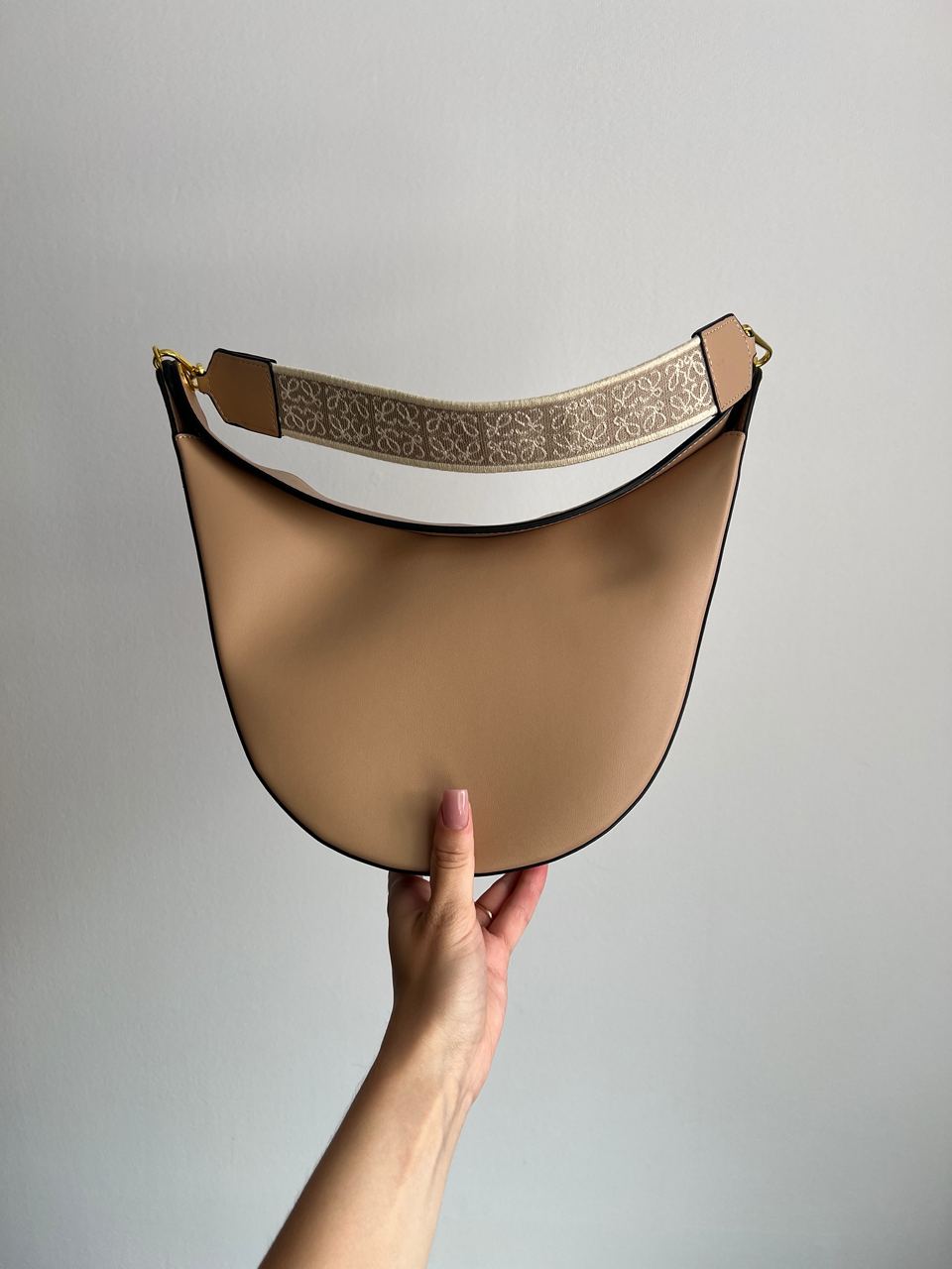 Loewe Luna Leather Shoulder Bag in Beige - 3