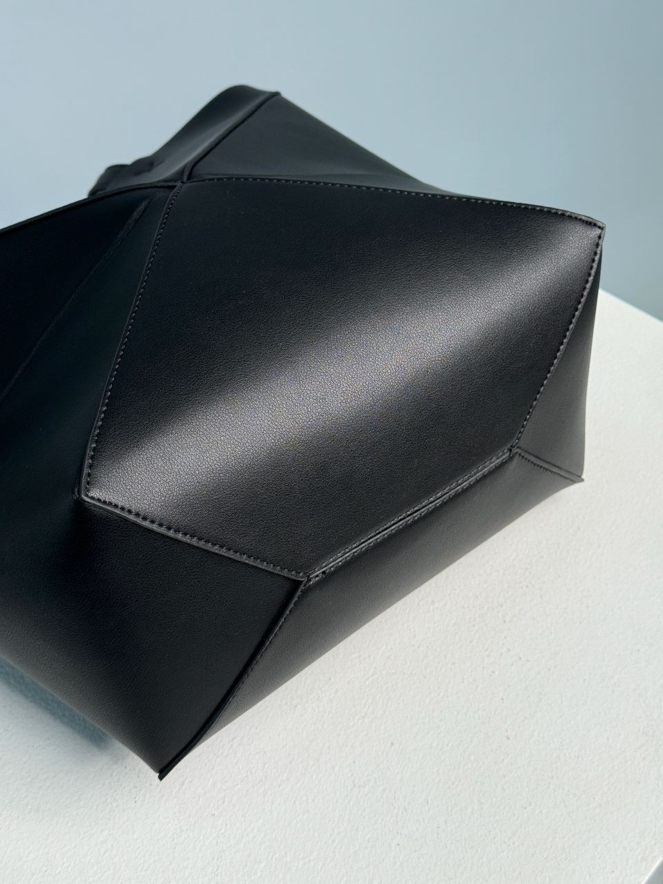 Loewe Medium Puzzle Leather Tote Bag - 22