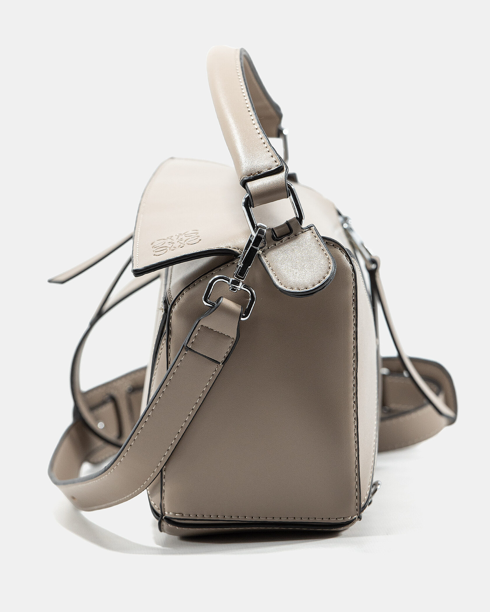 Loewe Paula's Ibiza Puzzle Bag In Classic Calfskin Gentle beige - 8