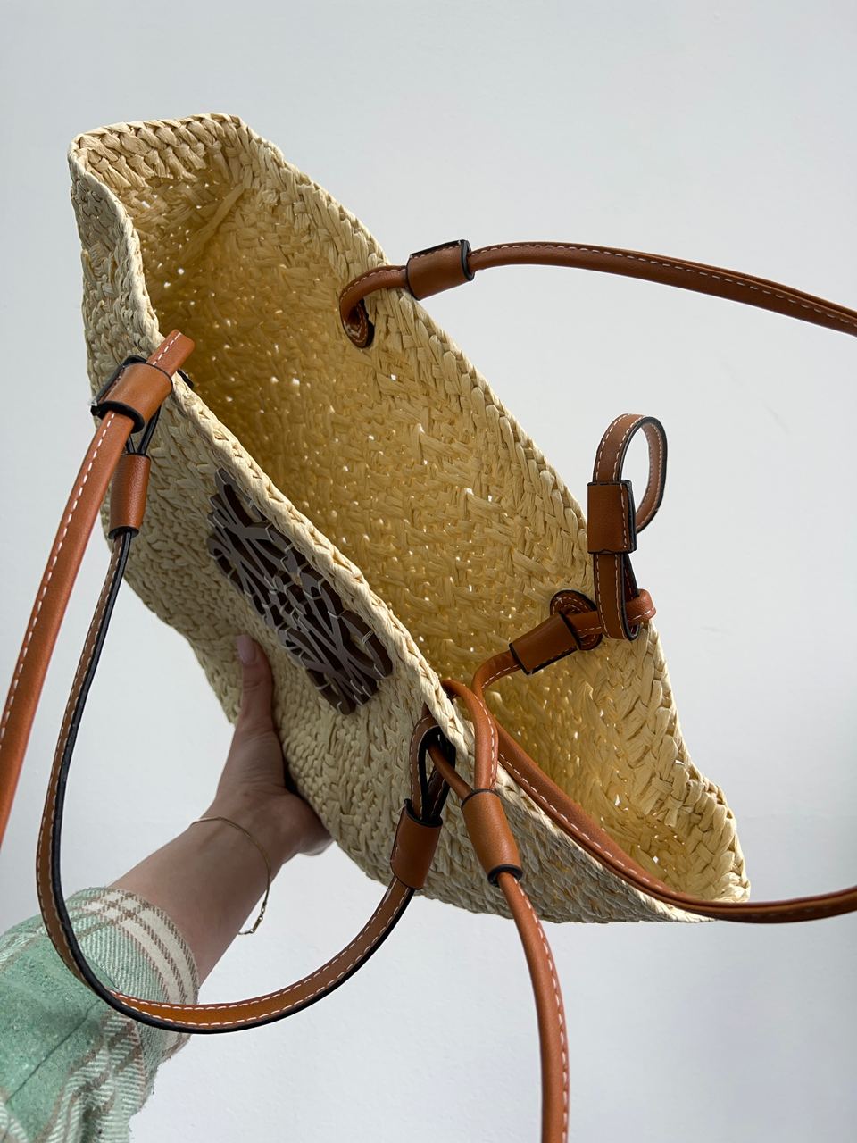 Loewe Paula's Ibiza Small Leather-Trimmed Woven Raffia Tote - 8