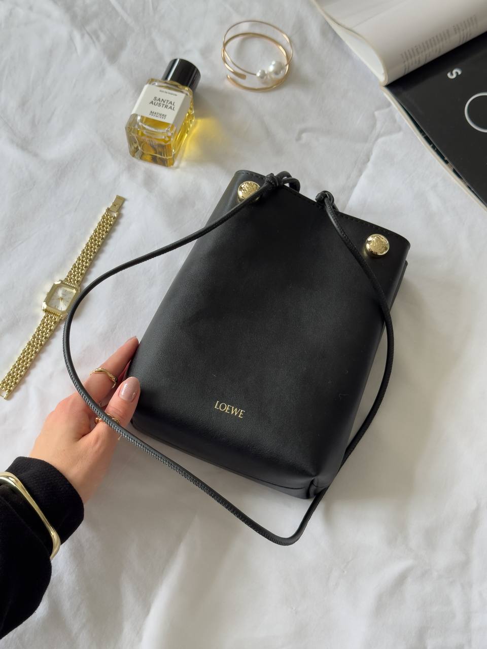 Loewe Pebble Smooth Leather Pouch Black - 4