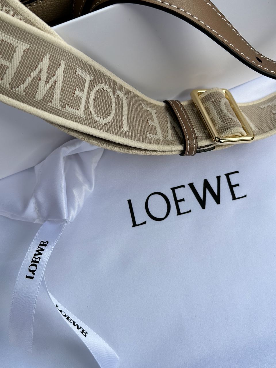 Loewe Small Puzzle Bag in Classic Calfskin Beige - 28