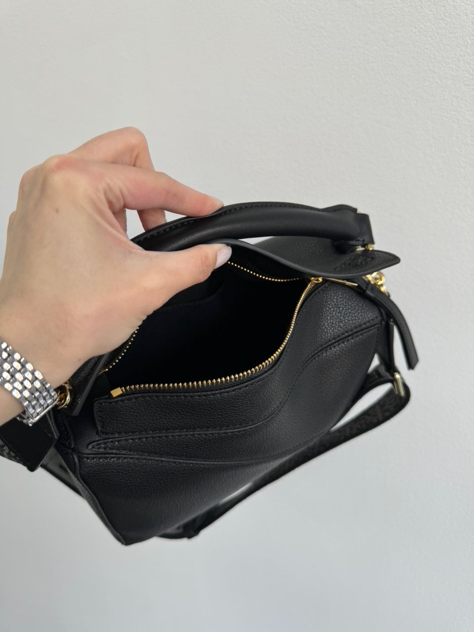 Loewe Small Puzzle Bag in Classic Calfskin Black - 19