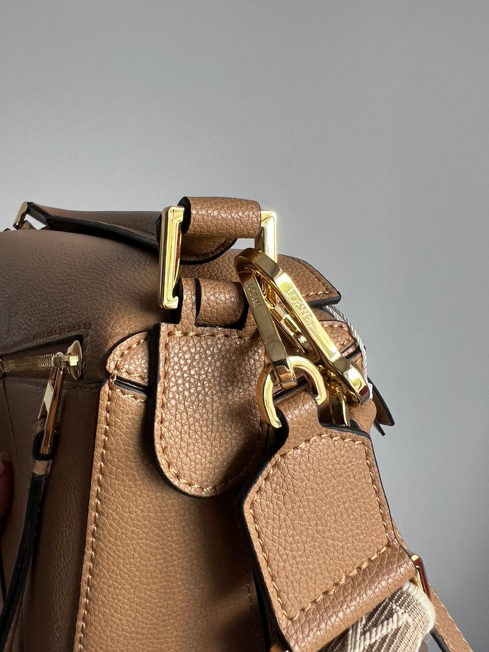 Loewe Small Puzzle Bag in Classic Calfskin Caramel - 11