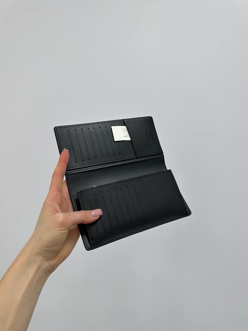 Louis Vuitton Aerogram Portefeuille Brazza NM Bi-fold Coin Purs - 11