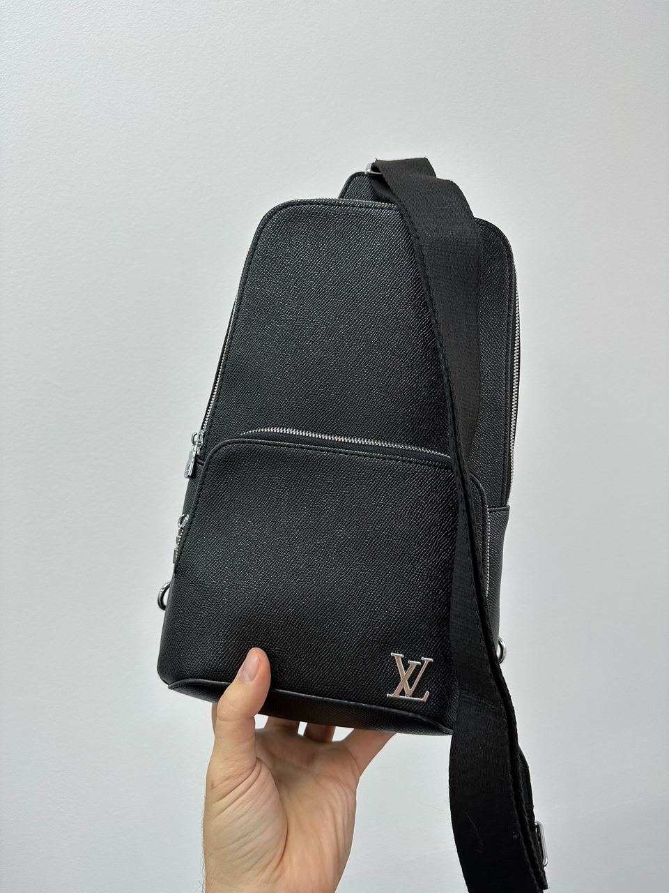Louis Vuitton Avenue Slingbag NM Black/Silver - 7