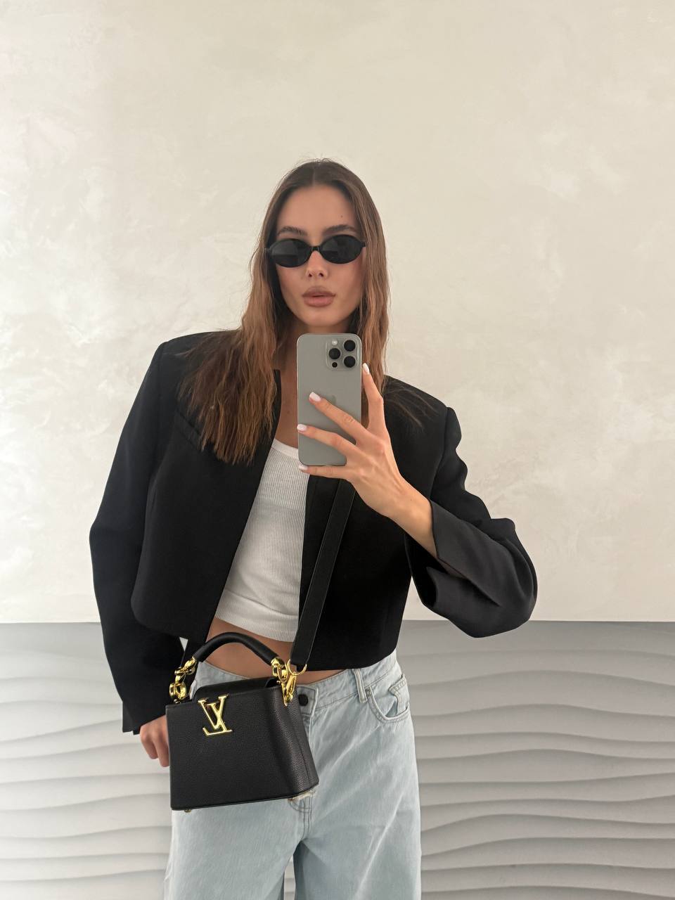 Louis Vuitton Capucines BB Black/Gold - 6