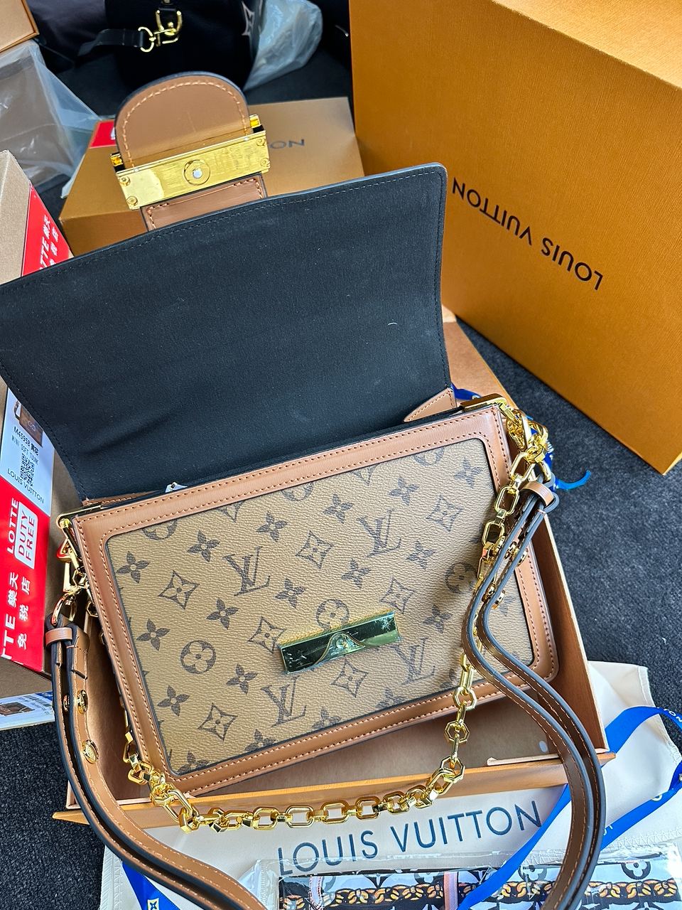 Louis Vuitton Dauphine MM Bag - 18