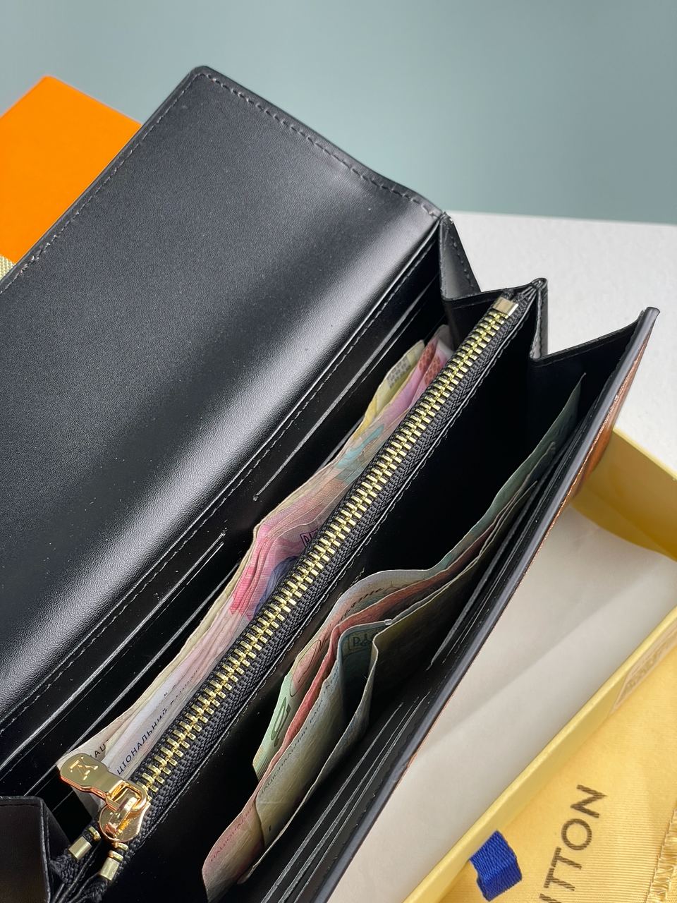 Louis Vuitton Dauphine Wallet Brown - 13