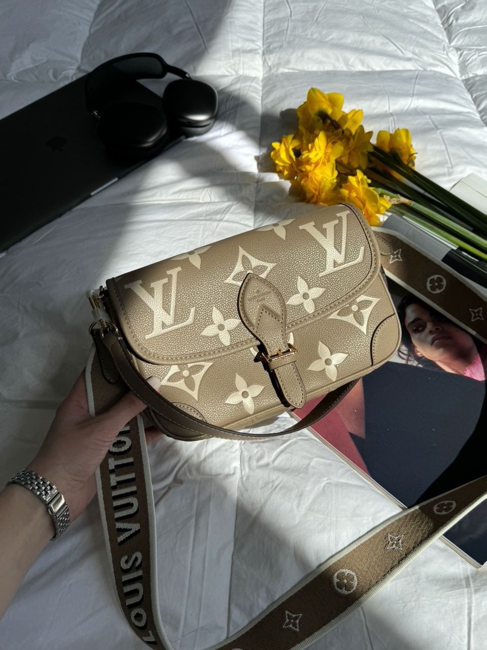Louis Vuitton Diane Monogram Empreinte Leather Tourterelle / Creme - 7