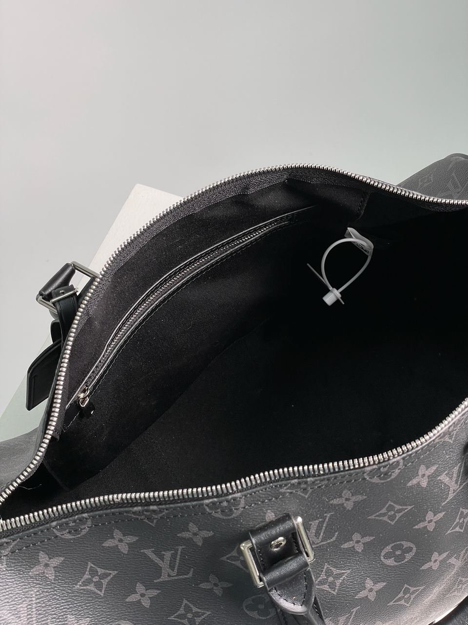Louis Vuitton Keepall 45 Eclipse Grey - 14
