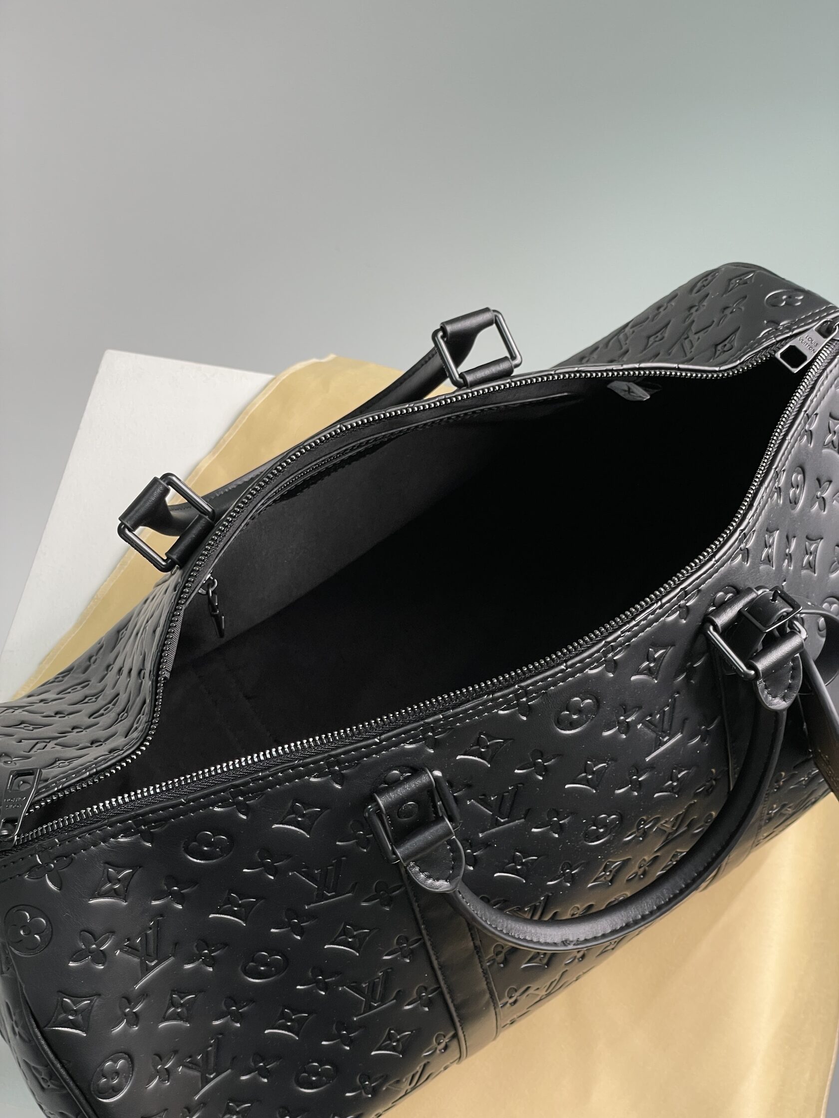 Louis Vuitton Keepall Bandouliere 50 Monogram Shadow Black in Embossed Leather - 14