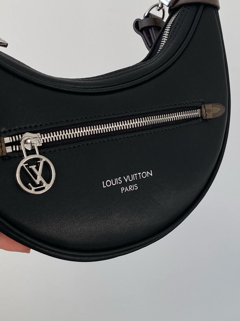 Louis Vuitton Loop Handbag Monogram Black/Canvas with Silver - 6