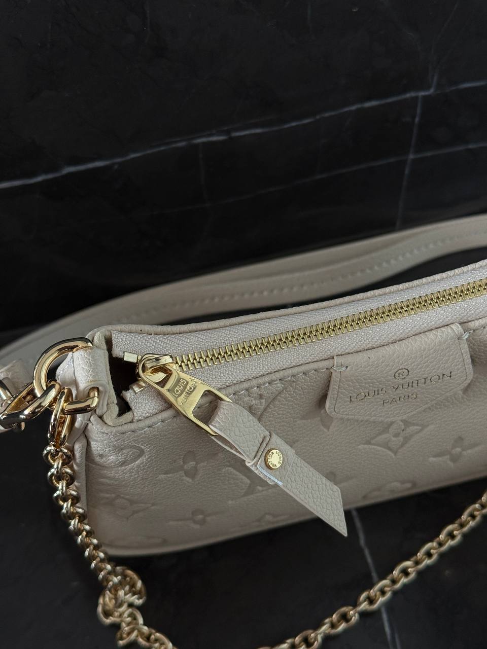Louis Vuitton Mini Pochette Beige/Gold - 11