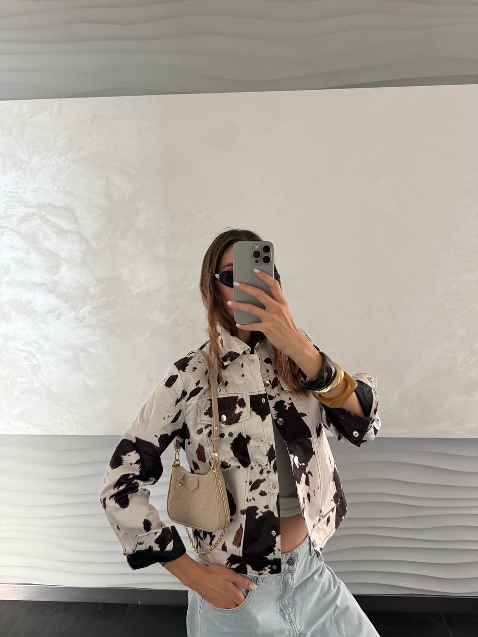 Louis Vuitton Mini Pochette Beige/Gold - 5