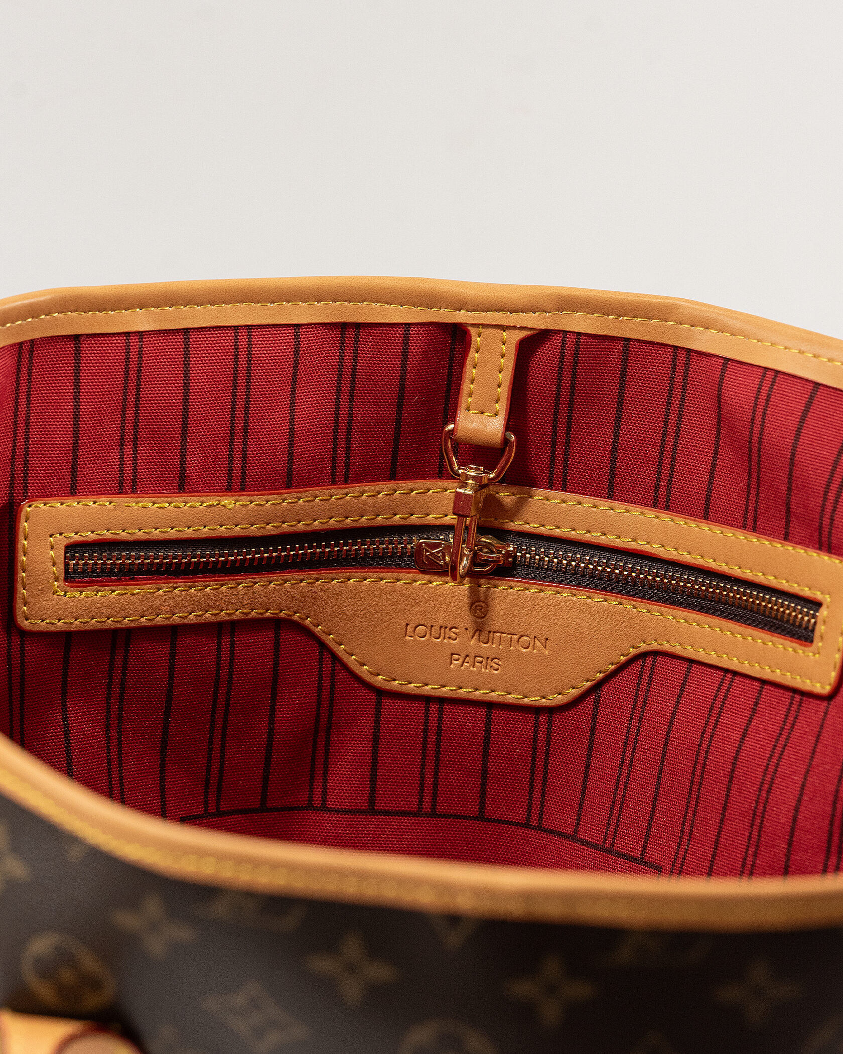 Louis Vuitton Neverfull MM Monogram Canvas - 11