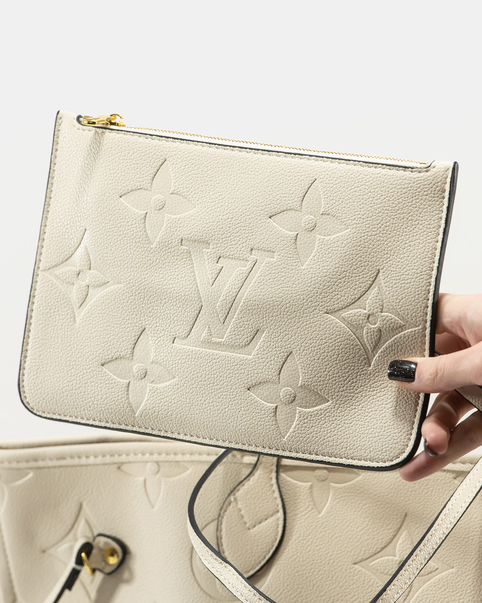 Louis Vuitton Neverfull MM Monogram Empreinte Milk - 6