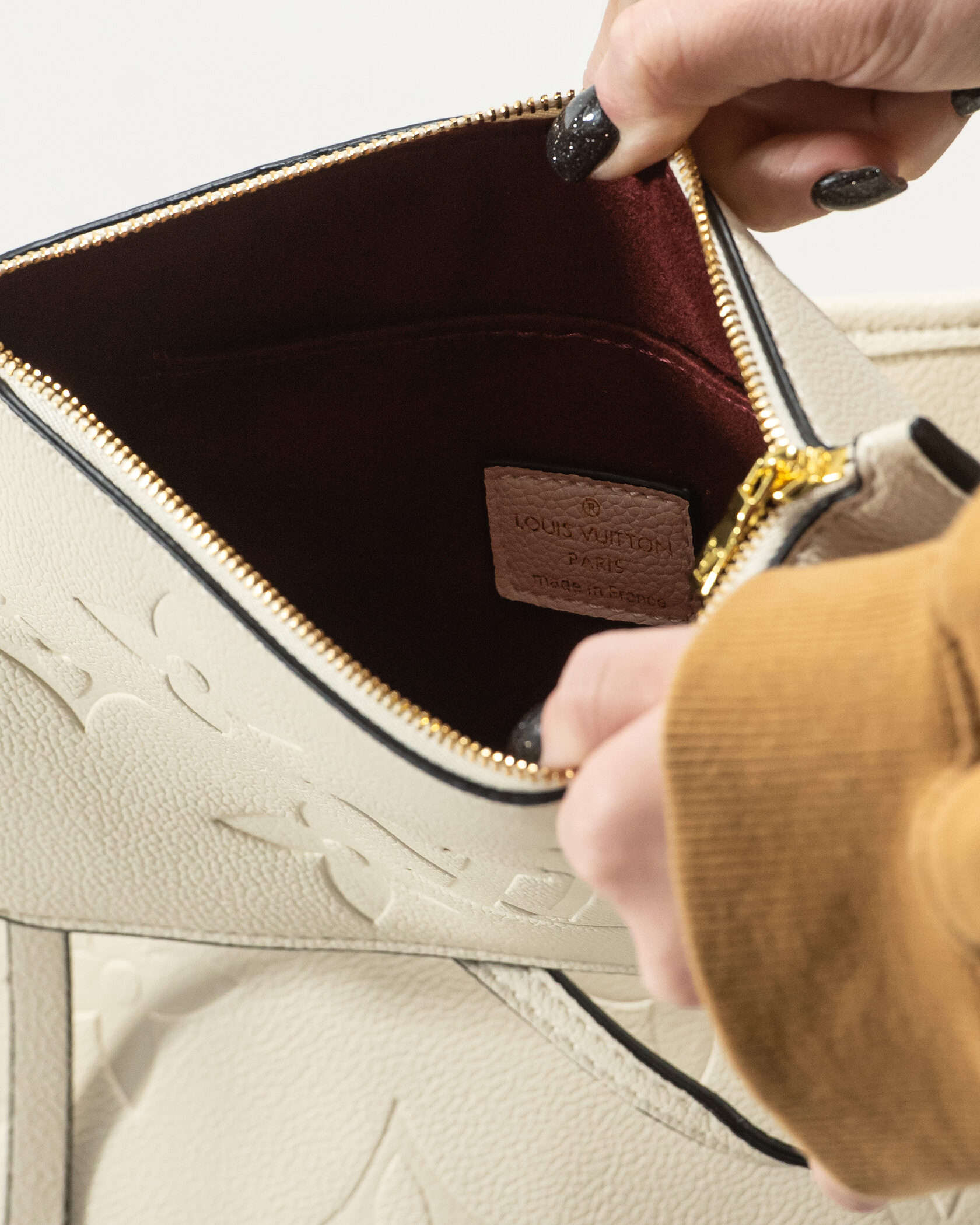 Louis Vuitton Neverfull MM Monogram Empreinte Milk - 8