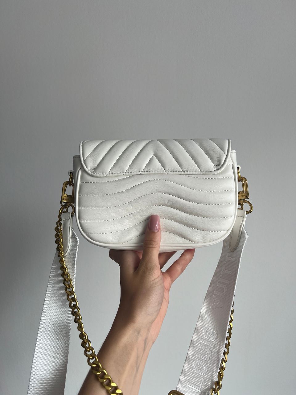 Louis Vuitton New Wave Multi Pochette Bag White/Gold - 6
