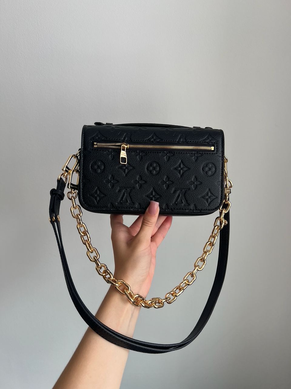 Louis Vuitton Pochette M?tis East West Bag Black - 5