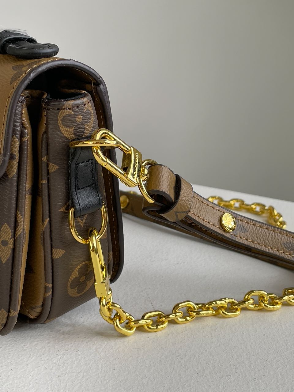 Louis Vuitton Pochette M?tis East West Bag - 11